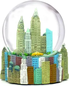 New York building snow globe per souvenir