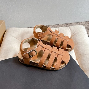 Nuovo arrivo moda estiva bambini Outwear <span class=keywords><strong>scarpe</strong></span> da spiaggia tinta unita Casual per bambine e bambine sandali - Product Image 2