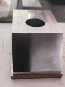 Puntas de corte de carburo de alto rendimiento CNC personalizadas para máquinas de sierra de cadena para piedra con capacidad de 1500 - Product Image 3