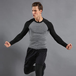 Camisa de manga larga para hombre de tacto suave resistente a los olores para capas básicas optimizadas para la recuperación atlética - Product Image 4