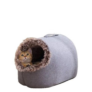 Lit pour chat fermé et chaud en peluche pour l'<span class=keywords><strong>hiver</strong></span>, sac de couchage avec poignée, nid pour animaux de compagnie portable et sûr pour le temps froid - Product Image 1