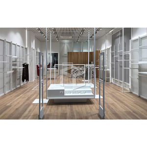 Espositore <span class=keywords><strong>da</strong></span> <span class=keywords><strong>Parete</strong></span> di Lusso per Abbigliamento, Appendiabiti in Metallo per Negozi - Product Image 2