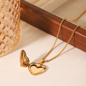 Ganku 18K oro cadena de eslabones de acero inoxidable estilo francés de moda Concha blanca en forma de corazón CAJA DE FOTOS colgante collar <span class=keywords><strong>para</strong></span> regalo - Product Image 4