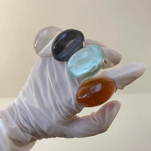 2024 nouveau Design Transparent résine anneau femmes acrylique clair grands anneaux doigt fête cadeau bijoux en gros - Product Image 4