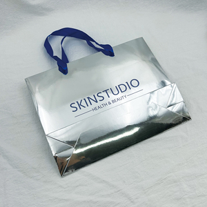 Tùy chỉnh in logo sang trọng Boutique Túi mua sắm giấy kim loại bạc Ribbon xử lý cho quần áo giày bán buôn túi quà tặng - Product Image 4