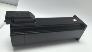 คุณภาพสูง จัดส่งรวดเร็วสำหรับมอเตอร์ ELAU รุ่น SM 100/30/080/P0/45/S1/B1 - Product Image 4