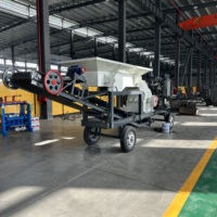 Ce concasseur à marteaux mobile le plus vendu est personnalisable et adapté à l'extraction d'or, avec une taille de particules de décharge inférieure à 5 mm.