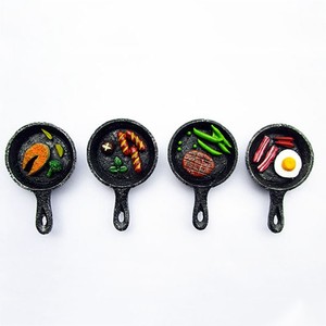 Aimants de réfrigérateur promotionnels personnalisés en résine, style aliments simulés (Saumon, Hot-dog, Steak, Poêles, Pots), avec autocollants - Product Image 1