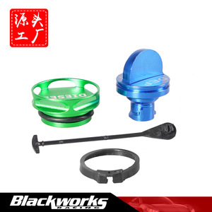 Bouchon de réservoir de carburant diesel en alliage d'aluminium pour Dodge Ram, version améliorée verte avec bouchon bleu, lot de deux - Product Image 3