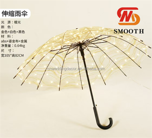 Décoration de fête de <span class=keywords><strong>mariage</strong></span> lisse mariée marié tenant des parapluies bande lumineuse LED <span class=keywords><strong>parapluie</strong></span> en tissu <span class=keywords><strong>lumineux</strong></span> - Product Image 6