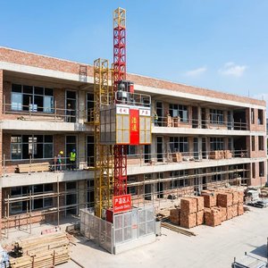 <span class=keywords><strong>Monte</strong></span>-<span class=keywords><strong>charge</strong></span> professionnel HT pour matériaux de construction SC100U, élévateur de <span class=keywords><strong>chantier</strong></span>, moteur électrique, capacité 1T, faible coût d'entretien, structure stable - Product Image 4