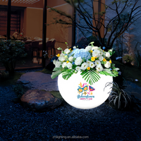 Lampu Taman LED Tenaga Surya Bulat untuk Dalam & Luar Ruangan, Pot Bunga Plastik Dekoratif untuk Patio, Halaman, dan Tanaman Lantai