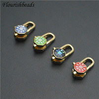 Fermoirs de 17mm de long rouge noir vert bleu laiton métal coquille naturelle soleil octogone forme homard pour la fabrication de bijoux Bracelet collier
