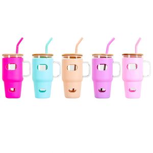 Grande tasse à eau en verre borosilicate transparent de 32 oz avec paille et couvercle en silicone - Product Image 1