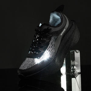 Scarpe da Corsa Firmate Leggere di Alta Qualità in Rete per Maratona e Scatto Veloce per Uomo e Donna con Piastra in Carbonio - Product Image 6