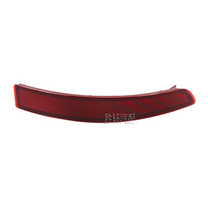 Reflector Trasero para Volkswagen Sagitar, Forma de Menisco Rojo, 16D945105A 16D945106A, para Modelos 2015-2018 - Product Image 3