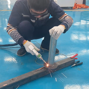 Tube de soudage laser yag fer de refroidissement à froid hanli 2000 w soudage laser - Product Image 2