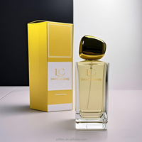 Flacon de parfum carré en verre haut de gamme personnalisé, flacon d'huile essentielle avec boîte, flacon vide pour marque, vente en gros, fabricant