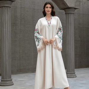 Timeless Elegance: Quality ladies arabic dresses for Global Buyers