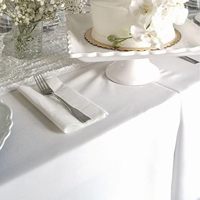 Nappe lavable résistante aux plis en polyester rectangle blanc pour les fêtes de mariage et le camping
