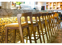 Table et chaise de bar en bois massif, mobilier de bar, chaise de bar moderne, chaise haute pour salon de thé, tabouret de bar contemporain, mobilier commercial