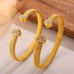 Bracelet en acier inoxydable plaqué or pour femme, bijoux de fête SZ287WEG, bracelet doré au design exagéré, style luxe léger - Product Image 3