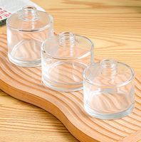 Bouteilles cylindriques en verre transparent avec bouchon à vis interne, différentes tailles, ouvertures colorées, pour désodorisants, approvisionnement en usine, vente en gros