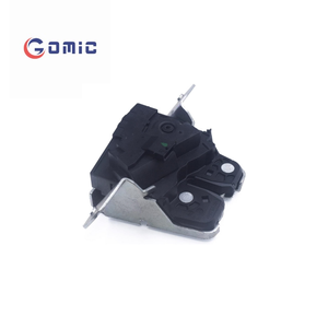 GOMIC, piezas de automóviles, cerradura de puerta trasera, pestillo de <span class=keywords><strong>maletero</strong></span>, actuador de cerradura de puerta 2047400535 para <span class=keywords><strong>Mercedes</strong></span> Benz W210 S300 E200 - Product Image 1