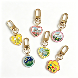 Porte-clés personnalisés en alliage de zinc en forme de cœur ou ronds, plaqués or antique, avec émail, breloques promotionnelles en métal, cadeaux personnalisés - Product Image 1
