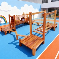 Offre Spéciale : Ensemble d'équipements de divertissement personnalisés pour aire de jeux extérieure, avec structure d'escalade en bois et poutre d'équilibre combinée