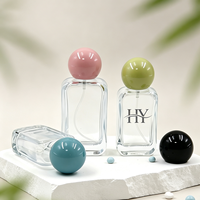 Flacon de parfum en verre carré plat transparent de luxe pour voyage, 35 ml et 50 ml, vide, avec bouchon sphérique rond, pour emballage de parfum en spray
