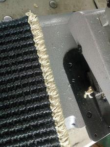 Machine à coudre surjeteuse pour tapis 2502 – Prix et caractéristiques typiques - Product Image 3