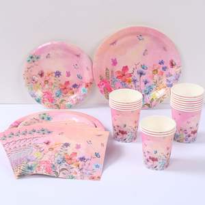 Ensembles <span class=keywords><strong>de</strong></span> vaisselle jetable personnalisée à fleurs florales pour fêtes Assiettes en <span class=keywords><strong>papier</strong></span> Tasses à serviettes Thème princesse rose Ensembles d'assiettes pour fêtes d'<span class=keywords><strong>anniversaire</strong></span> - Product Image 6