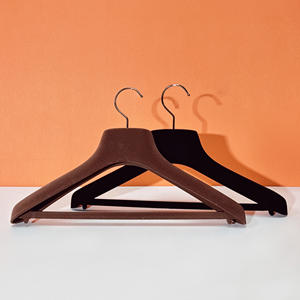 Custom Logo Plastic Fluwelen Coating Hanger Zwart Bruin Fluwelen Mannequin Broek Kleding En Pak Met Haak Broek Rek - Product Image 5