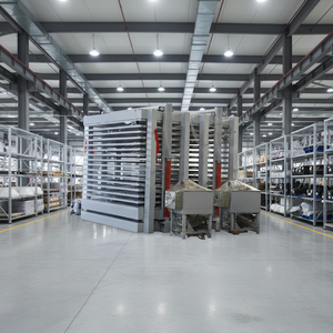 YUEQUN Shandong Máquina Secadora de Chapa Automática PLC de Alta Precisión 5.5kW 380V/Voltaje Personalizado <span class=keywords><strong>para</strong></span> Producción de Contrachapado - Product Image 1