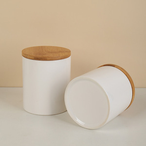 Pot rond en céramique scellé avec couvercle en bambou et joint en silicone, pot simple blanc portable, pot de rangement pour bonbons et thé - Product Image 3