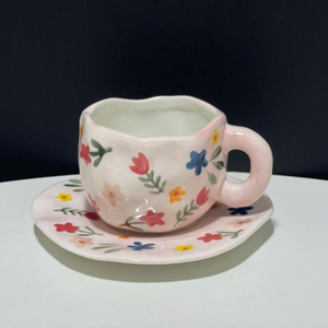 แก้วกาแฟเซรามิกทำมือลายเมฆสีฟ้า พร้อมจานรองทรงไม่สมมาตร ชุดถ้วยน้ำชาสำหรับชายามบ่าย 300 มล. แก้วคู่ ของขวัญ - Product Image 2