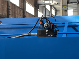 Prensa Plegadora de Chapa Metálica WC67Y-160T1600 para Plegado de Bordes de Aluminio y Acero Inoxidable, Componentes Centrales de Cojinetes de Motor - Product Image 5