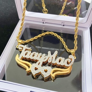 <span class=keywords><strong>Collana</strong></span> <span class=keywords><strong>con</strong></span> <span class=keywords><strong>targhetta</strong></span> a forma di cuore Dropshipping <span class=keywords><strong>con</strong></span> strass Zirconia pieno diamante in acciaio inossidabile materiale rame per feste - Product Image 4