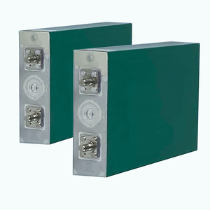 Batería de Iones de Litio Prismática de 3.2V 68AH en Oferta para Vehículos y Sistemas Solares - Product Image 2