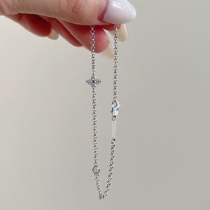 Bracelets pendentifs trèfle à quatre feuilles porte-bonheur en argent S925 avec pierre Moissanite couleur D clarté VVS1 de la collection intemporelle Dylam - Product Image 4