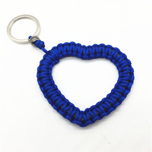 Haute qualité nouveau Design tissé en forme de coeur porte-clés fait à la main Paracord porte-clés avec anneau - Product Image 4