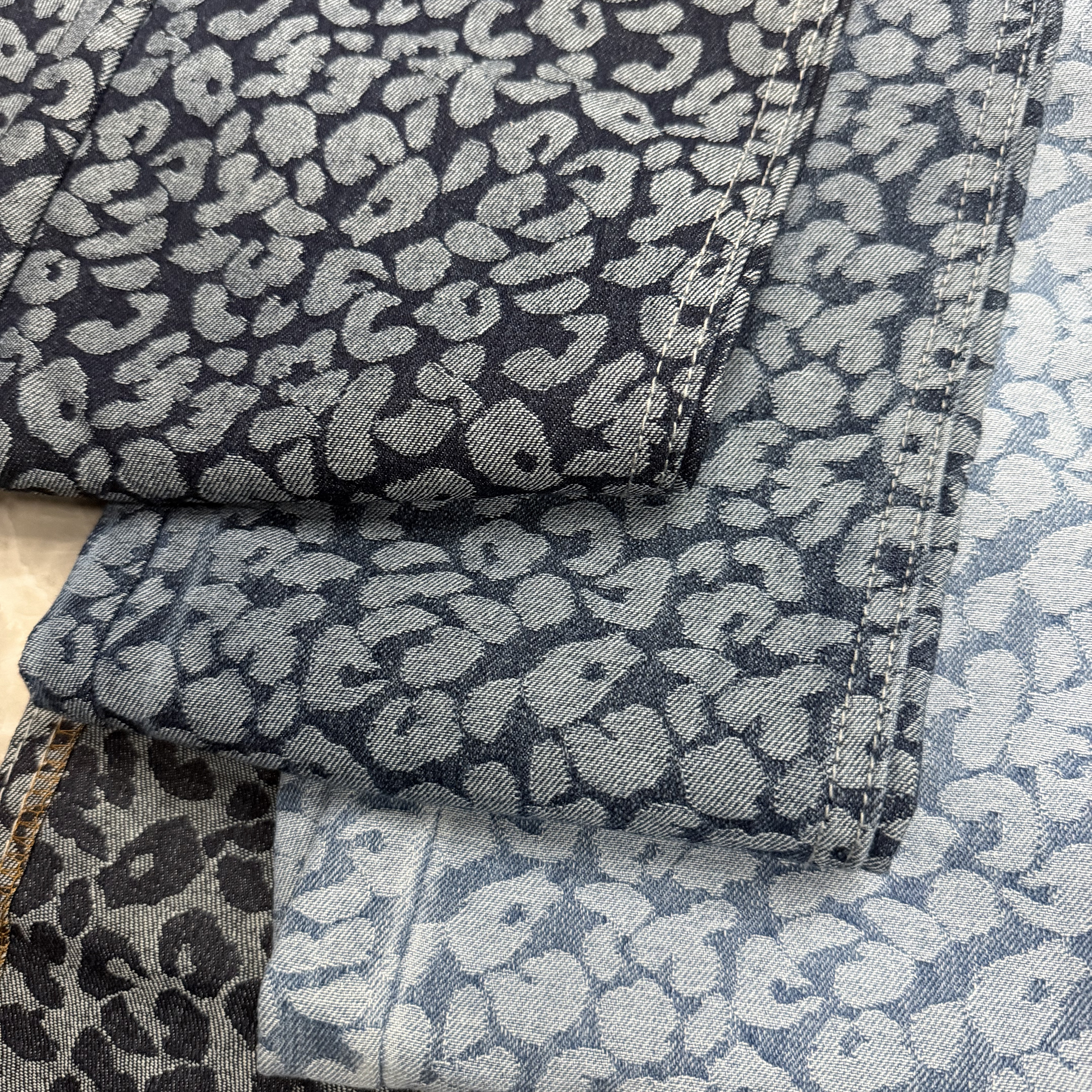 Jacquard Denim Fabric Soft Smooth Cotton Blend 10% Viscose Manufacturers Supply Non Stretch Denim Fabric