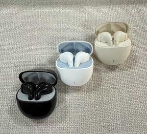 Audífonos Inalámbricos TWS de Alta Calidad con Logo Personalizado Más Vendidos para Bajos Profundos, Auriculares de Diadema Elegantes con Indicador LED de Batería - Product Image 6