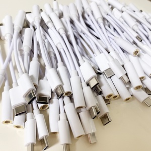 <span class=keywords><strong>Cable</strong></span> Adaptador de <span class=keywords><strong>Audio</strong></span> Tipo C a Conector Hembra de 3.5 mm para Teléfonos Móviles Tipo C - Product Image 2