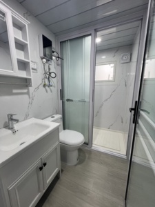 Villa modular económica, elegante residencia con balcón, aislada y resistente al viento, adecuada para diversos entornos. - Product Image 3