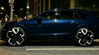 Rines Forjados de Repuesto de 5 Radios Angulares Gruesos en Negro Brillante con Detalles Blancos de 16-24 Pulgadas para Vehículos Eléctricos Tesla, Audi, BYD
