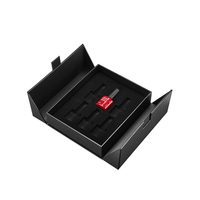 Emballage haut de gamme Attar à deux portes coffrets cadeaux magnétiques noirs insert en mousse EVA revêtement UV magnétique noir gaufrage stratification mate