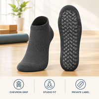 Chaussettes de yoga à adhérence Chevron, couverture directionnelle, construction à bout plat, maille respirante, semelle continue en graphite, ajustement souple pour studio