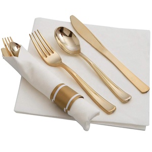 Ensemble de couverts dorés pré-roulés avec serviette aspect lin pour mariage, traiteur, fête, événement – Vaisselle jetable élégante en gros avec logo personnalisé - Product Image 4